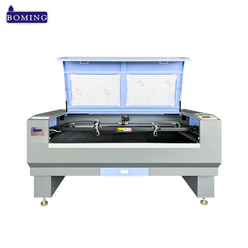 Máy cắt laser thùng chứa 2 * 40HQ Boming laser loading cho khách hàng Ecaudor
