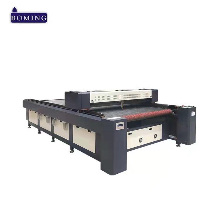Máy ảnh Boming giường cắt laser giao hàng cho khách hàng Ấn Độ